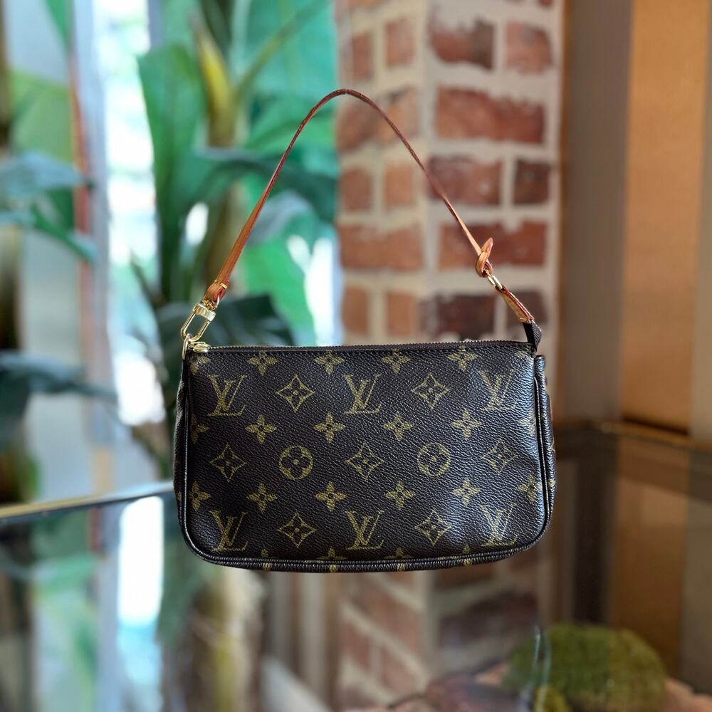 LOUIS VUITTON Pochette Accessories Vintage Brown Monogram Canvas Shoulder Bag